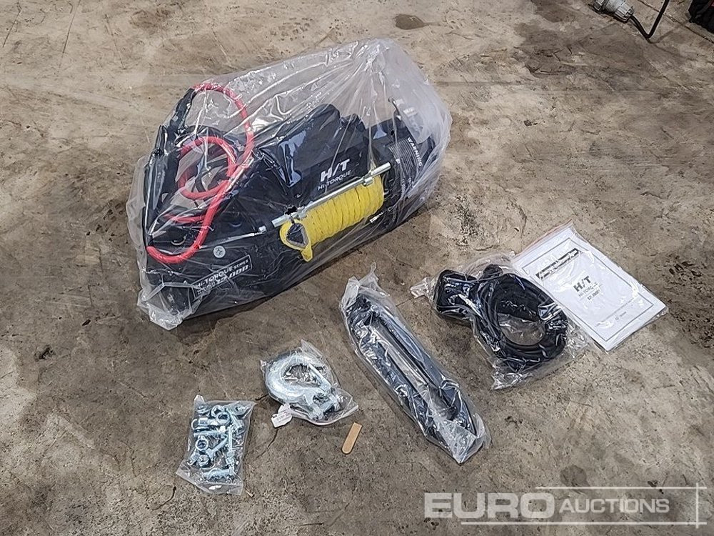 Unused Hi-Torque HT12000 12 Volt Winch, 3/8" x 85' Rope - Peralatan bengkel: gambar 1 Unused Hi-Torque HT12000 12 Volt Winch, 3/8" x 85' Rope - Peralatan bengkel: gambar 1