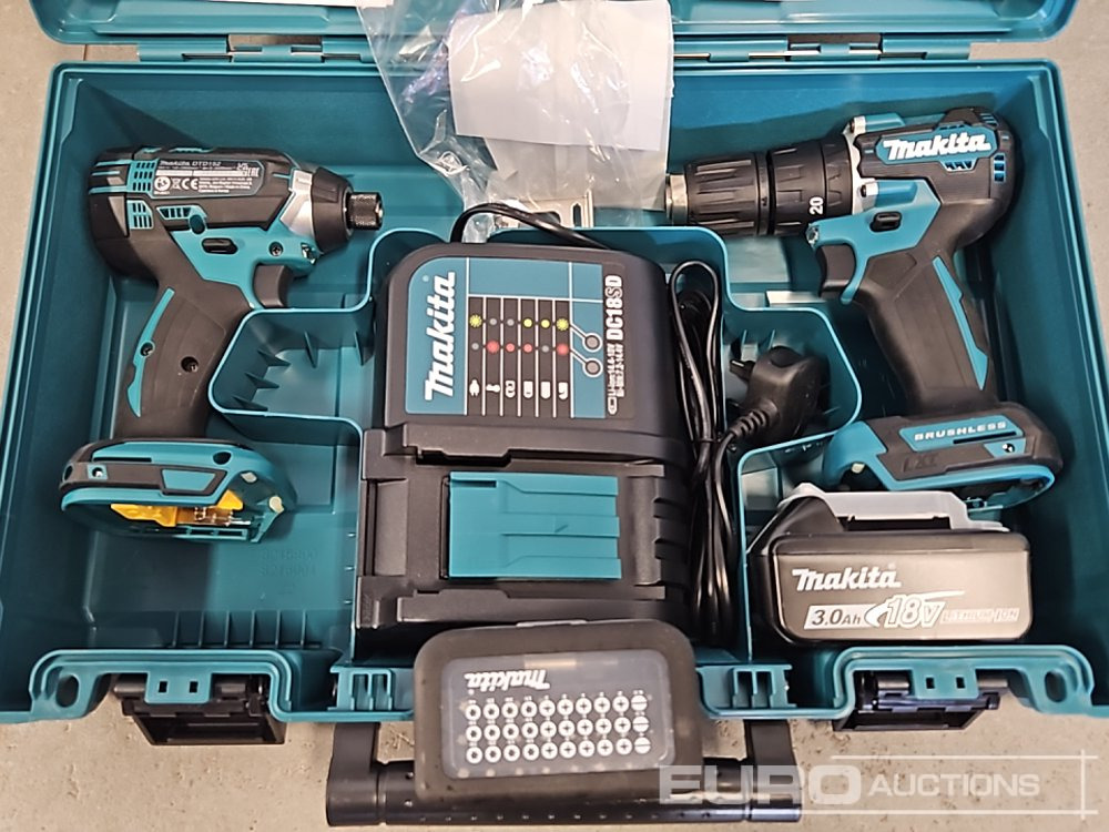 Unused Makita DHP453 18V LXT Combi Dril, Makita DTD152 18V LXT Impact Driver, Battery, Charger, Bit Set - Peralatan bengkel: gambar 3 Unused Makita DHP453 18V LXT Combi Dril, Makita DTD152 18V LXT Impact Driver, Battery, Charger, Bit Set - Peralatan bengkel: gambar 3