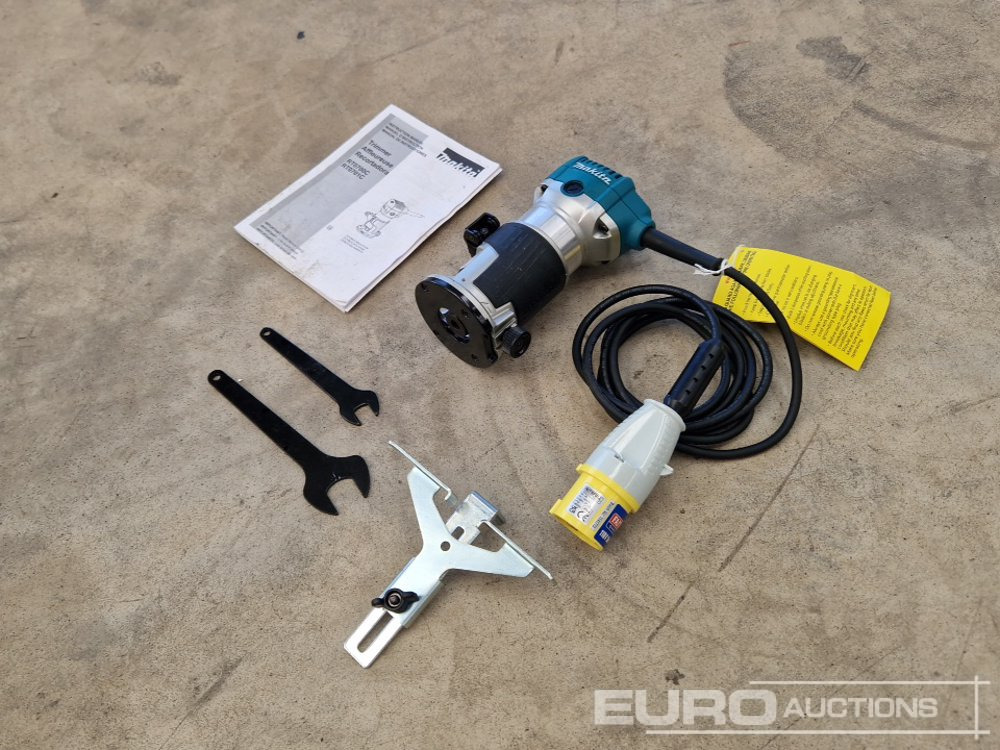 Unused Makita RT0700C 110v Router - Membangun inventaris: gambar 3 Unused Makita RT0700C 110v Router - Membangun inventaris: gambar 3