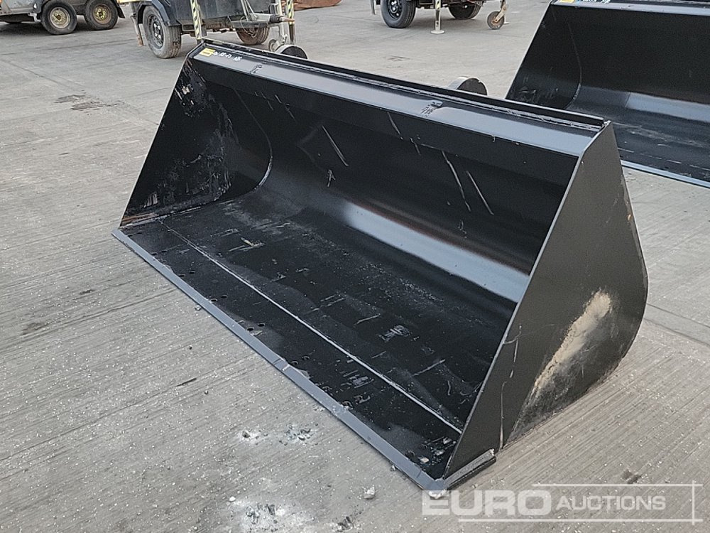 Unused Strickland 90" Loading Bucket to suit JCB Telehandler - Ember: gambar 1 Unused Strickland 90" Loading Bucket to suit JCB Telehandler - Ember: gambar 1