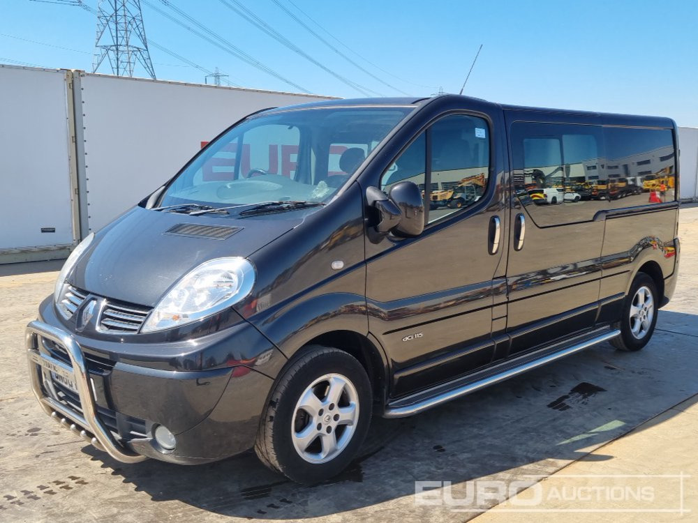 2010 Renault Trafic Sport - Van pengiriman: gambar 1 2010 Renault Trafic Sport - Van pengiriman: gambar 1