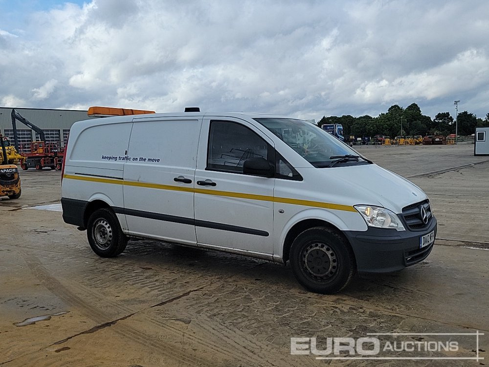 Van pengiriman 2012 Mercedes Vito: gambar 7