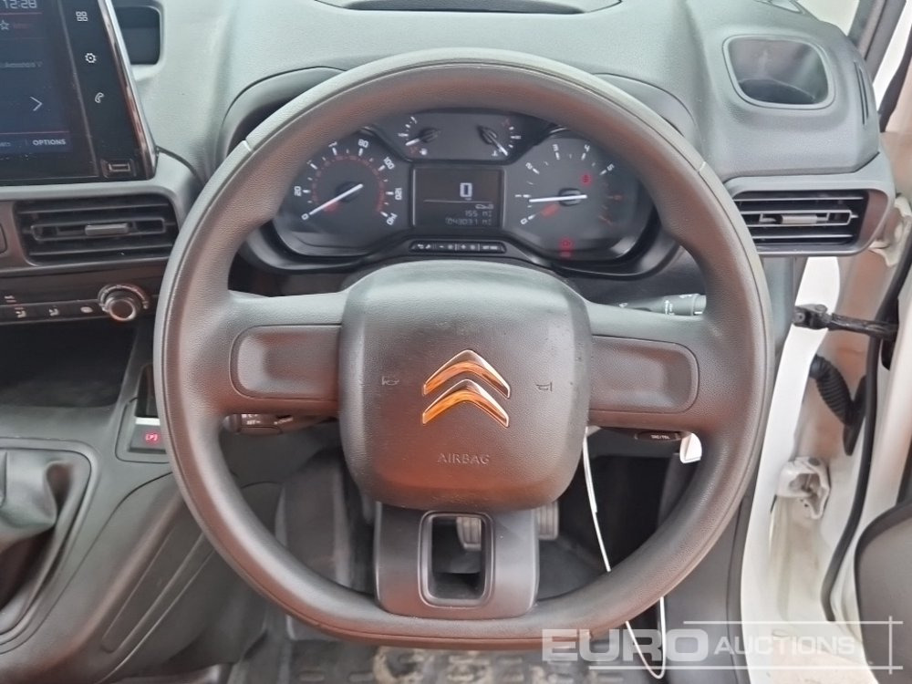 Van pengiriman 2020 Citroen Berlingo: gambar 29