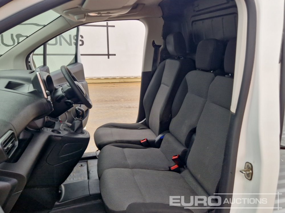 Van pengiriman 2020 Citroen Berlingo: gambar 24