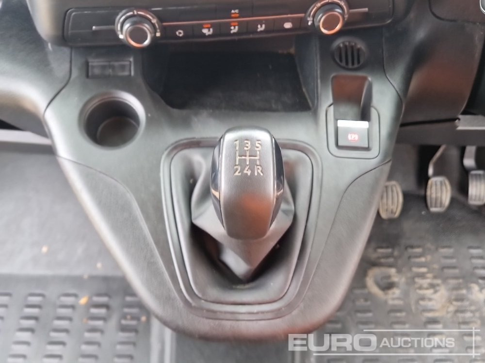 Van pengiriman 2020 Citroen Berlingo: gambar 35