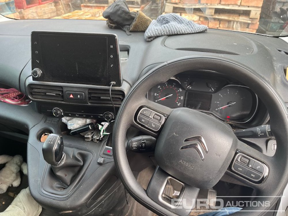 2020 Citroen Berlingo - Van pengiriman: gambar 5 2020 Citroen Berlingo - Van pengiriman: gambar 5