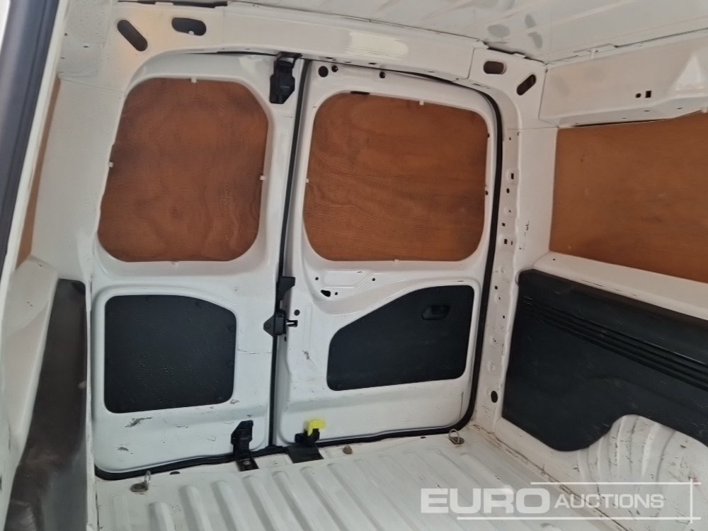 Van pengiriman 2020 Citroen Berlingo: gambar 21