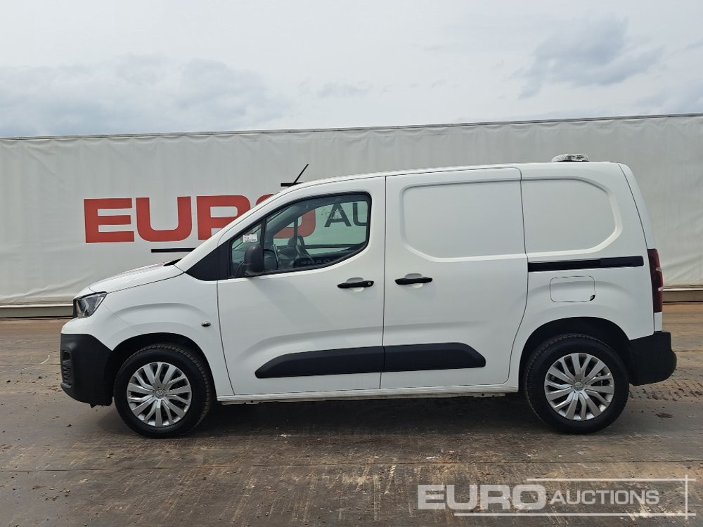 2021 Peugeot Partner - Van pengiriman: gambar 2 2021 Peugeot Partner - Van pengiriman: gambar 2