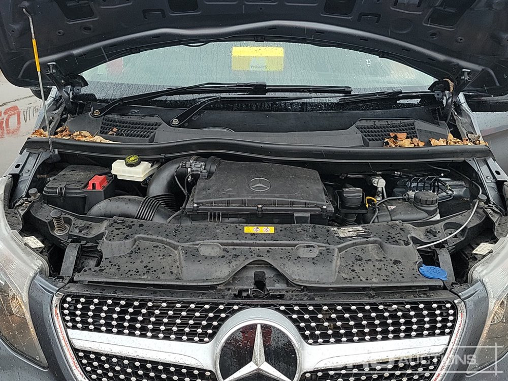 Van pengiriman Mercedes Vito: gambar 19