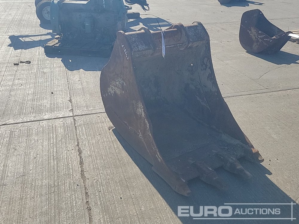 Ember Volvo 36" Scoop Bucket 80mm Pin to suit 20 Ton Excavator: gambar 7
