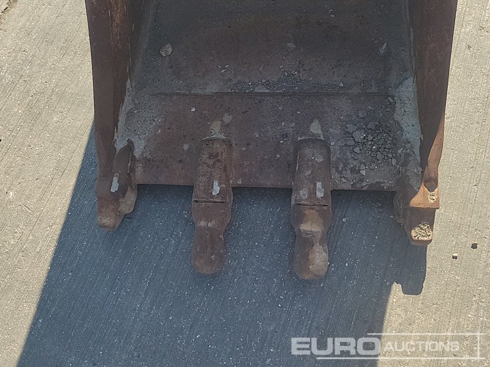 Ember Volvo 36" Scoop Bucket 80mm Pin to suit 20 Ton Excavator: gambar 9