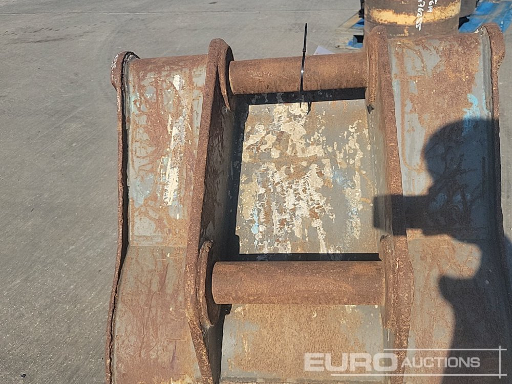 Ember Volvo 36" Scoop Bucket 80mm Pin to suit 20 Ton Excavator: gambar 11