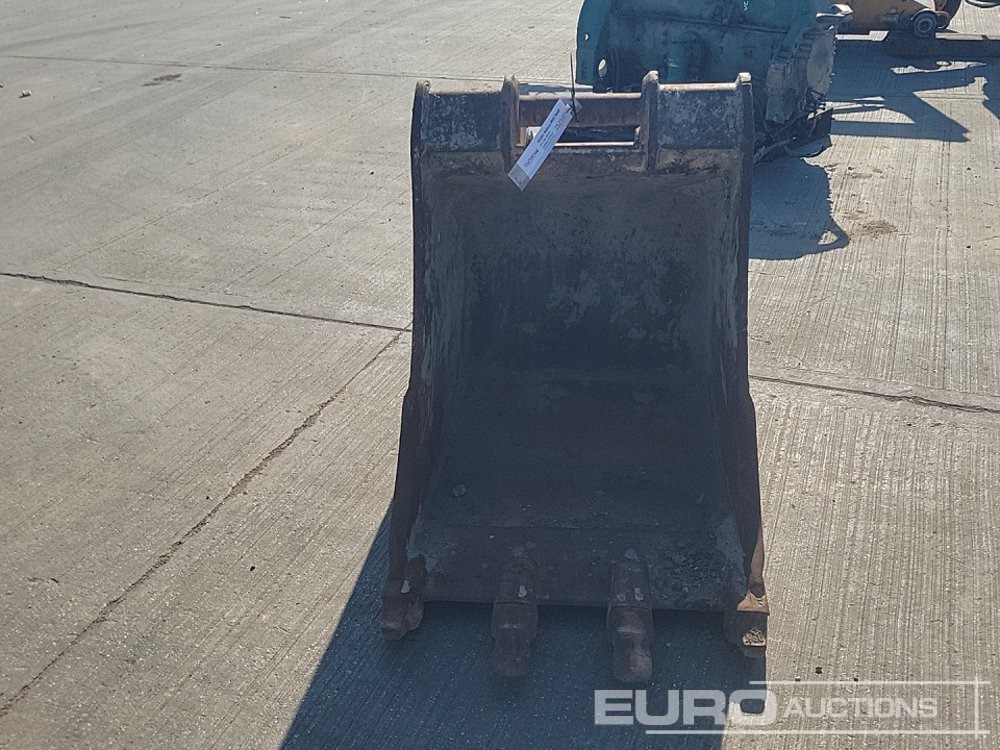 Ember Volvo 36" Scoop Bucket 80mm Pin to suit 20 Ton Excavator: gambar 8