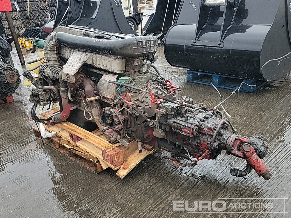 Volvo 6 Cylinder Engine, Gearbox - Mesin: gambar 3 Volvo 6 Cylinder Engine, Gearbox - Mesin: gambar 3