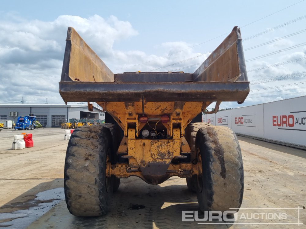 Volvo A25C - Tempat sampah artikulasi: gambar 4 Volvo A25C - Tempat sampah artikulasi: gambar 4