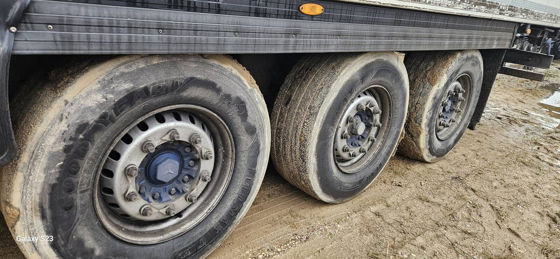 Gray and Adams - Semi-trailer berpendingin: gambar 3 Gray and Adams - Semi-trailer berpendingin: gambar 3