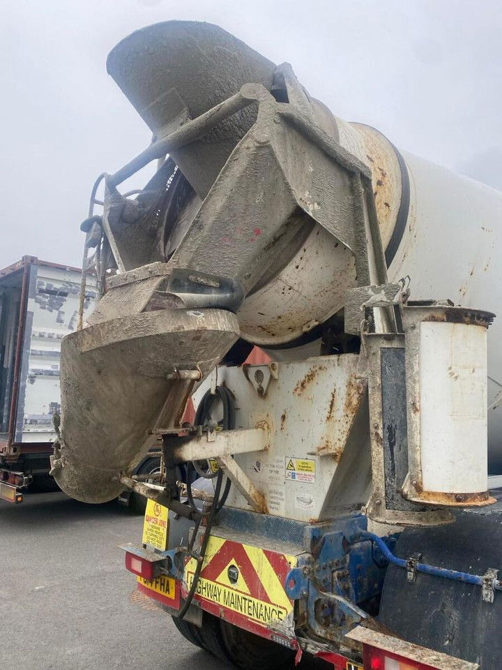 Renault Premium - Truk pengaduk beton: gambar 5 Renault Premium - Truk pengaduk beton: gambar 5