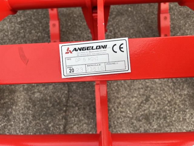 Angeloni DP5 Mini - Bajak subsoil: gambar 3 Angeloni DP5 Mini - Bajak subsoil: gambar 3