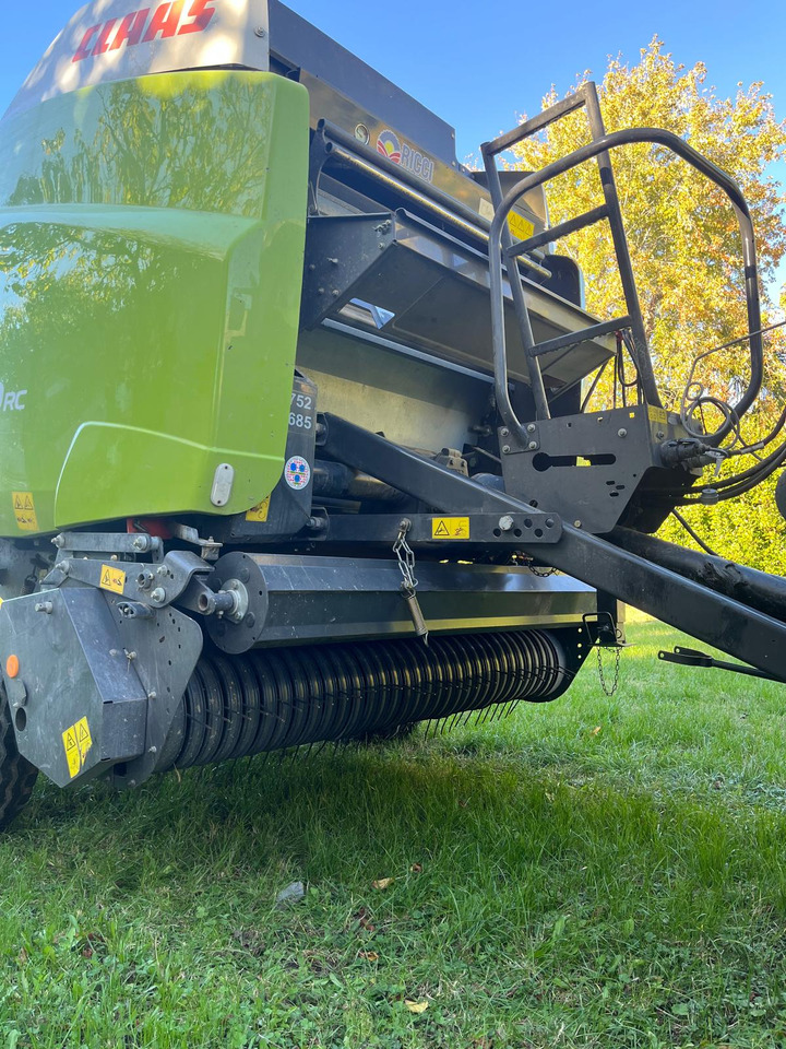 Rotopressa usata Claas VARIANT 380 RC - Baler bulat: gambar 4 Rotopressa usata Claas VARIANT 380 RC - Baler bulat: gambar 4