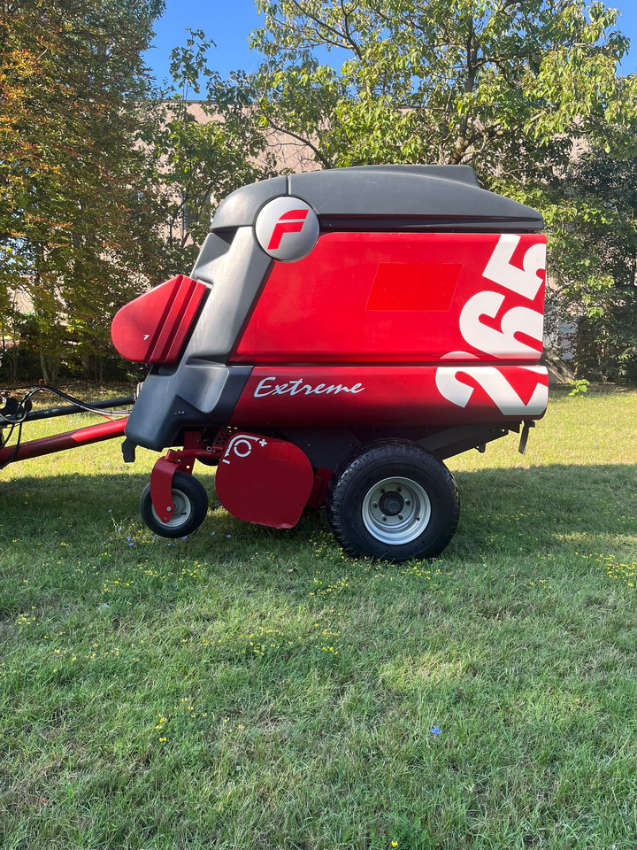 Rotopressa usata Feraboli EXTREME 265 HT - Baler bulat: gambar 1 Rotopressa usata Feraboli EXTREME 265 HT - Baler bulat: gambar 1