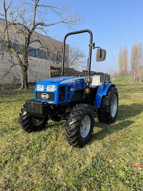 Trattore nuovo BCS VIVID DTC 35 RS - Traktor kompak: gambar 1 Trattore nuovo BCS VIVID DTC 35 RS - Traktor kompak: gambar 1