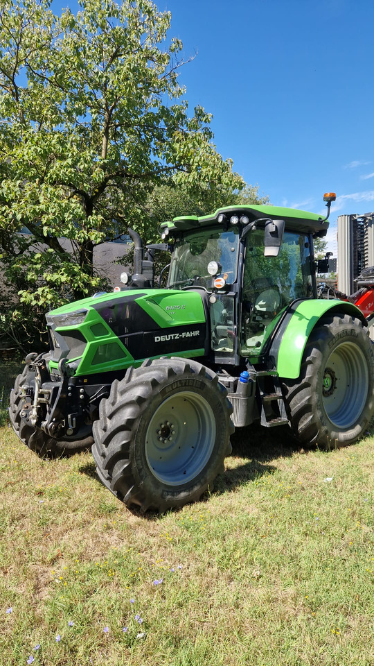 Trattore usato Deutz-Fahr 6125 C TTV - Traktor: gambar 1 Trattore usato Deutz-Fahr 6125 C TTV - Traktor: gambar 1