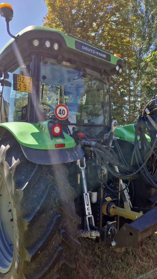Trattore usato Deutz-Fahr 6125 C TTV - Traktor: gambar 4 Trattore usato Deutz-Fahr 6125 C TTV - Traktor: gambar 4