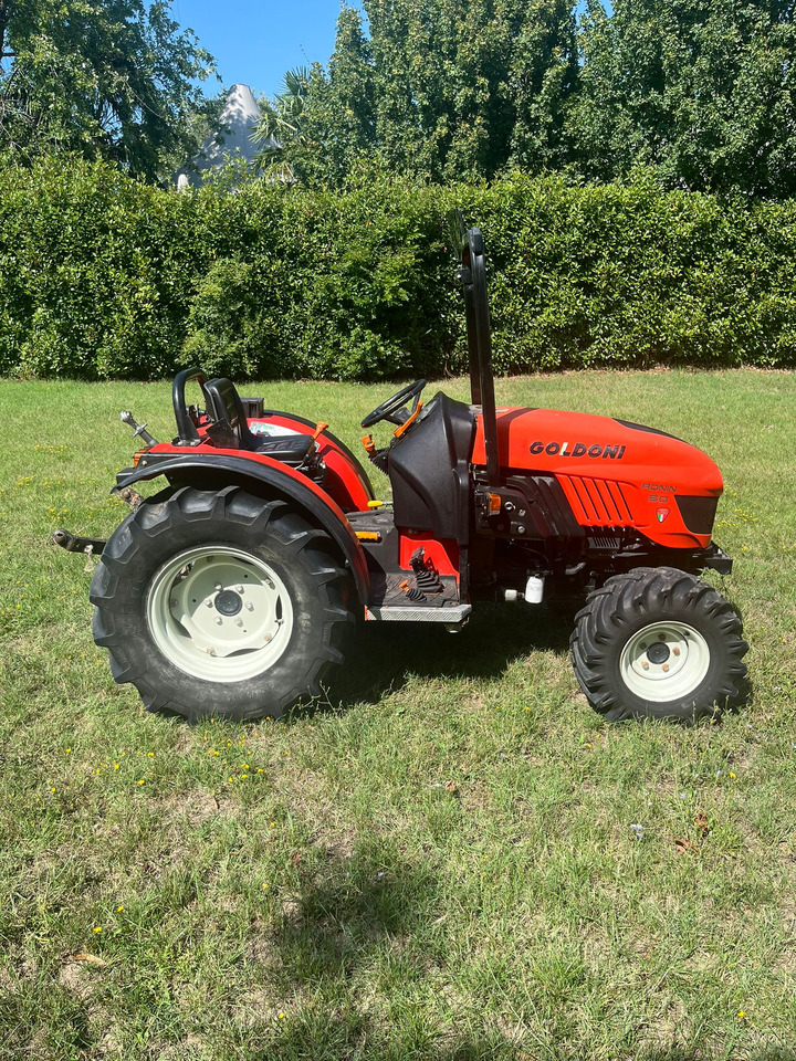 Trattore usato Goldoni Ronin 50 - Traktor kompak: gambar 5 Trattore usato Goldoni Ronin 50 - Traktor kompak: gambar 5
