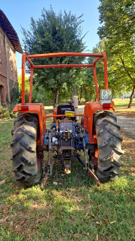 Trattore usato Same MINITAURUS 60 Synchro - Traktor: gambar 5 Trattore usato Same MINITAURUS 60 Synchro - Traktor: gambar 5