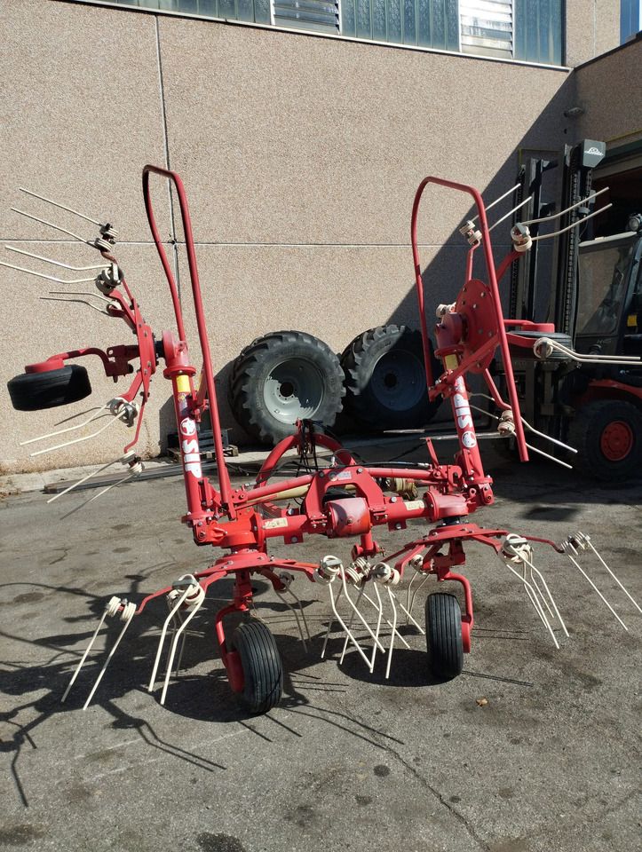 Voltafieno usato Sip 400 idraulico - Tedder/ Menyapu: gambar 2 Voltafieno usato Sip 400 idraulico - Tedder/ Menyapu: gambar 2