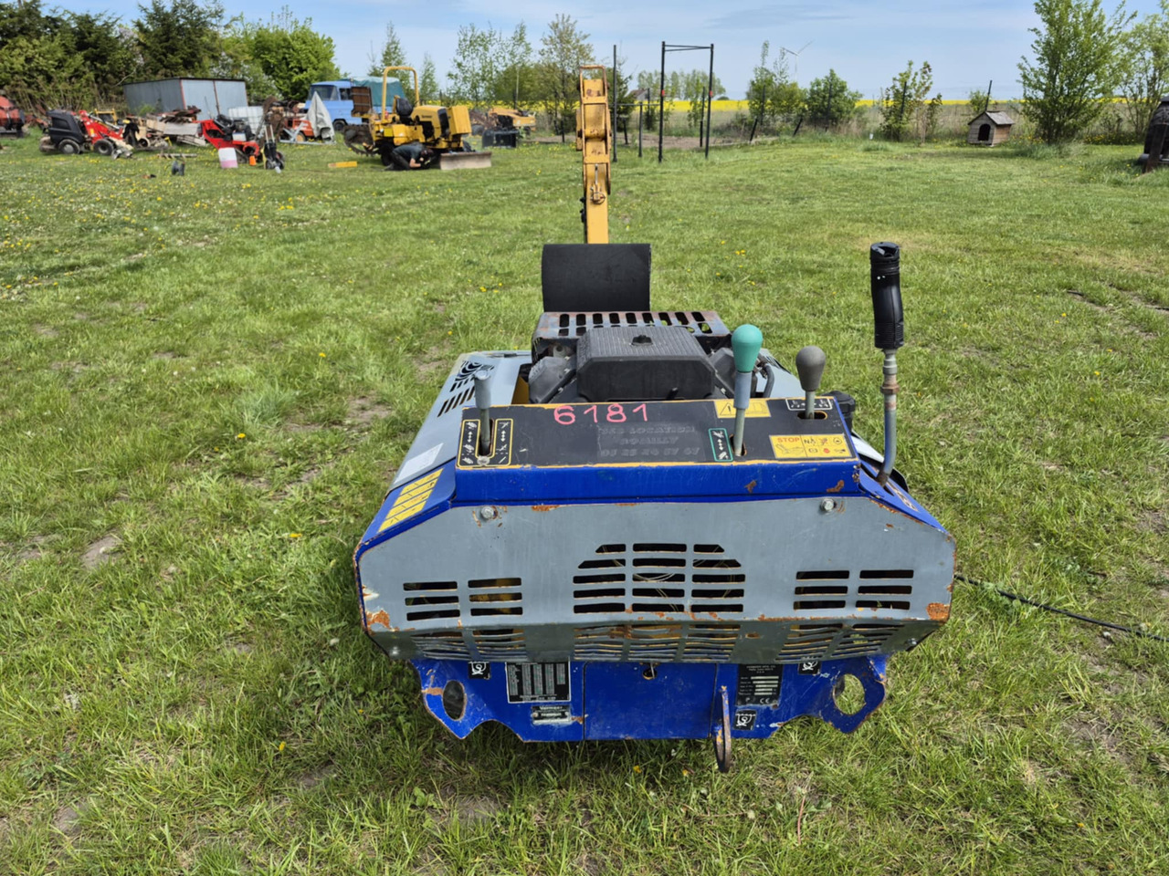 VERMEER RT200 - Mesin penggali parit: gambar 3 VERMEER RT200 - Mesin penggali parit: gambar 3