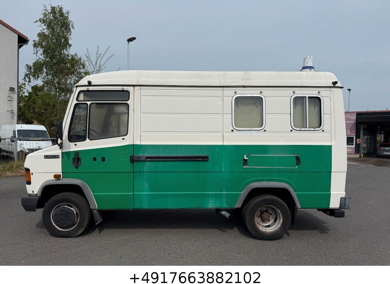 Mercedes-Benz Vario 609D/Manschaftswagen - Van panel: gambar 4 Mercedes-Benz Vario 609D/Manschaftswagen - Van panel: gambar 4