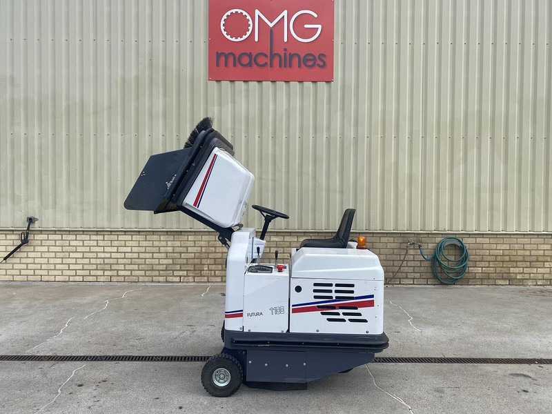 Dulevo 1100 EH, Veegmachine, Hoogkieper - Penyapu jalan: gambar 2 Dulevo 1100 EH, Veegmachine, Hoogkieper - Penyapu jalan: gambar 2