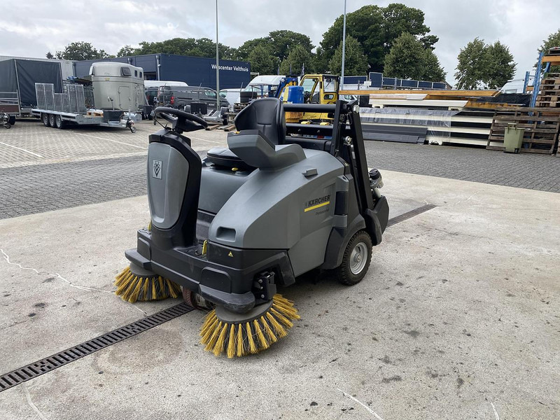 Kärcher KM 105/110 R Bp, Veegmachine, hoogkieper - Penyapu jalan: gambar 4 Kärcher KM 105/110 R Bp, Veegmachine, hoogkieper - Penyapu jalan: gambar 4