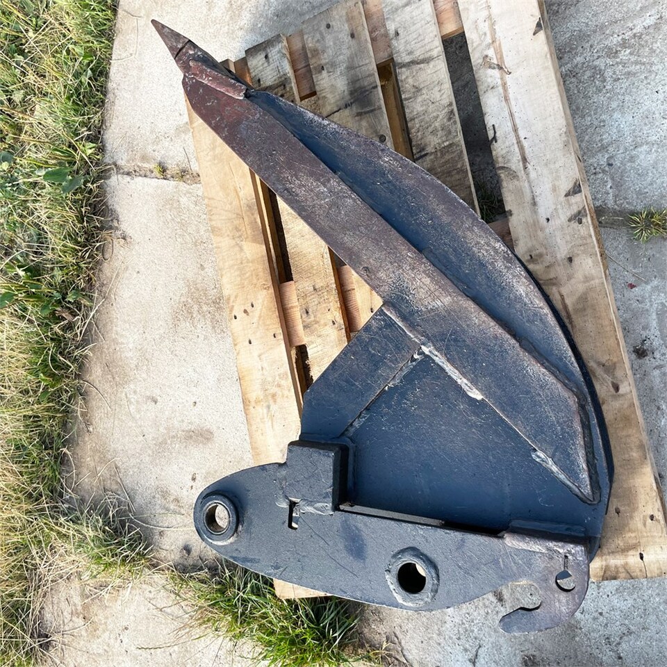 Ember untuk Backhoe loader ABC 20cm: gambar 7 Ember untuk Backhoe loader ABC 20cm: gambar 7