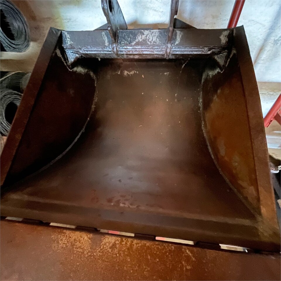 Ember untuk Backhoe loader ABC 90cm: gambar 12