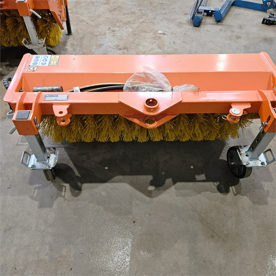 BM ZE120 - Sapu: gambar 4 BM ZE120 - Sapu: gambar 4