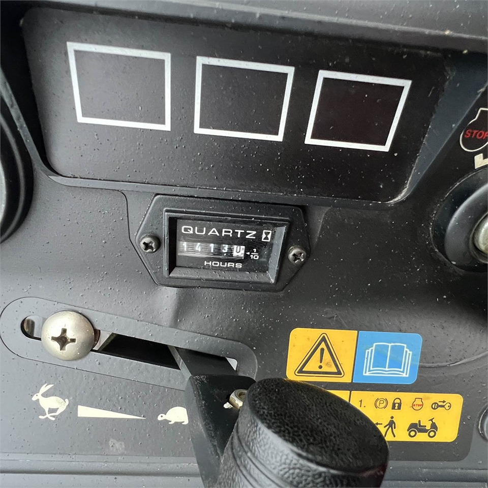 Mesin pemotong rumput Baroness LM 315GC: gambar 16