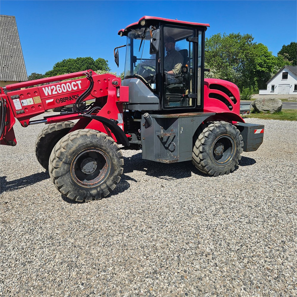 Bernards W2600CT Teleskop - Skid steer: gambar 3 Bernards W2600CT Teleskop - Skid steer: gambar 3