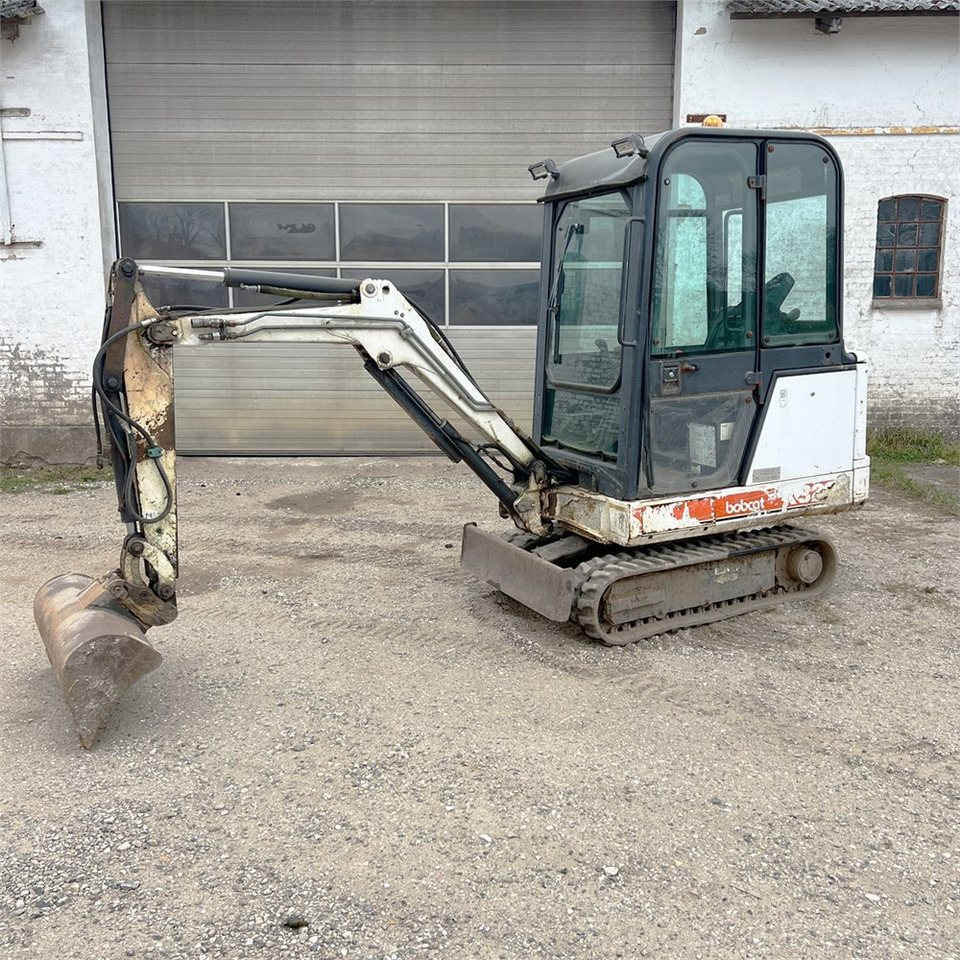 Bobcat 320 - Ekskavator mini: gambar 1 Bobcat 320 - Ekskavator mini: gambar 1