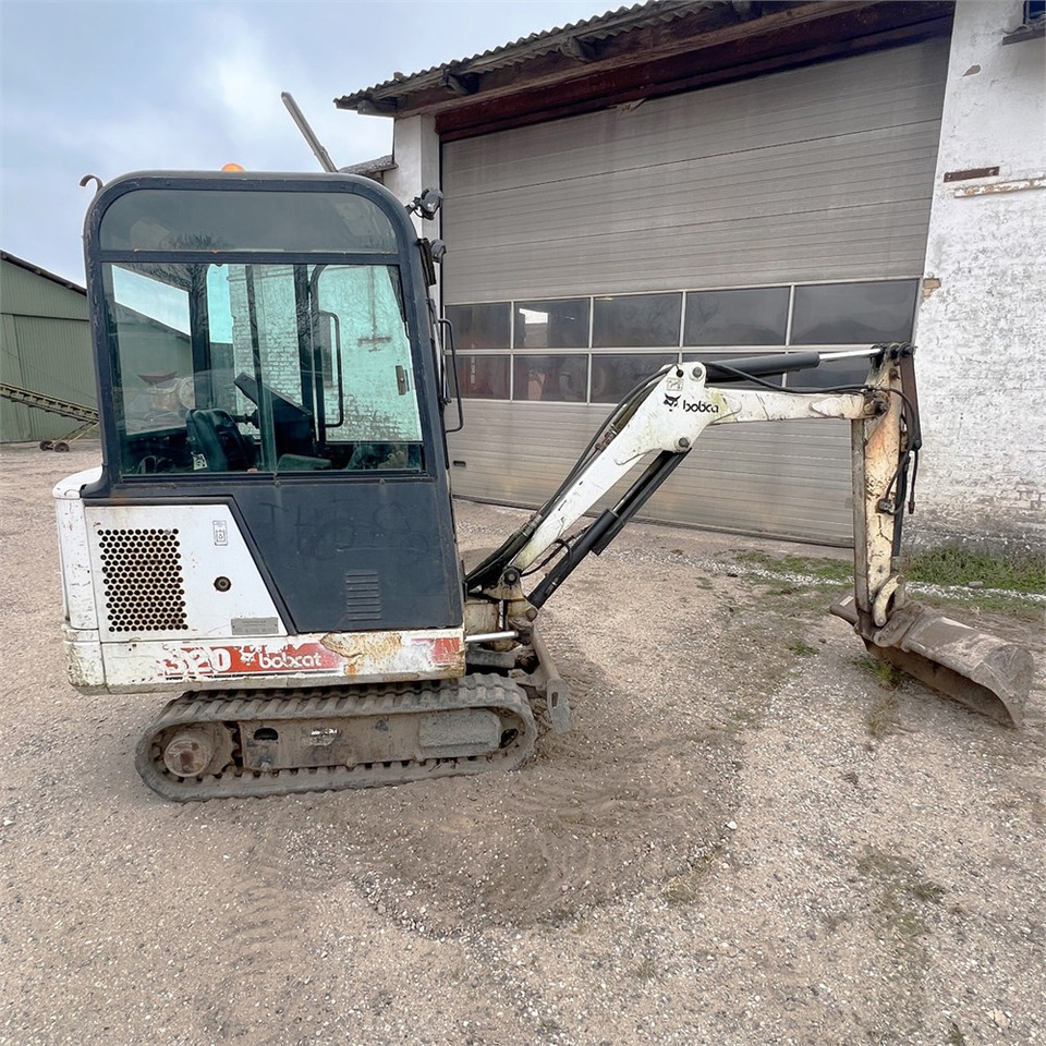 Ekskavator mini Bobcat 320: gambar 9 Ekskavator mini Bobcat 320: gambar 9