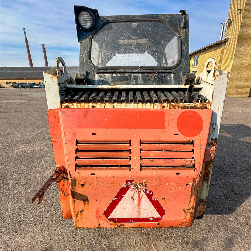 Bobcat 543 - Skid steer: gambar 4 Bobcat 543 - Skid steer: gambar 4