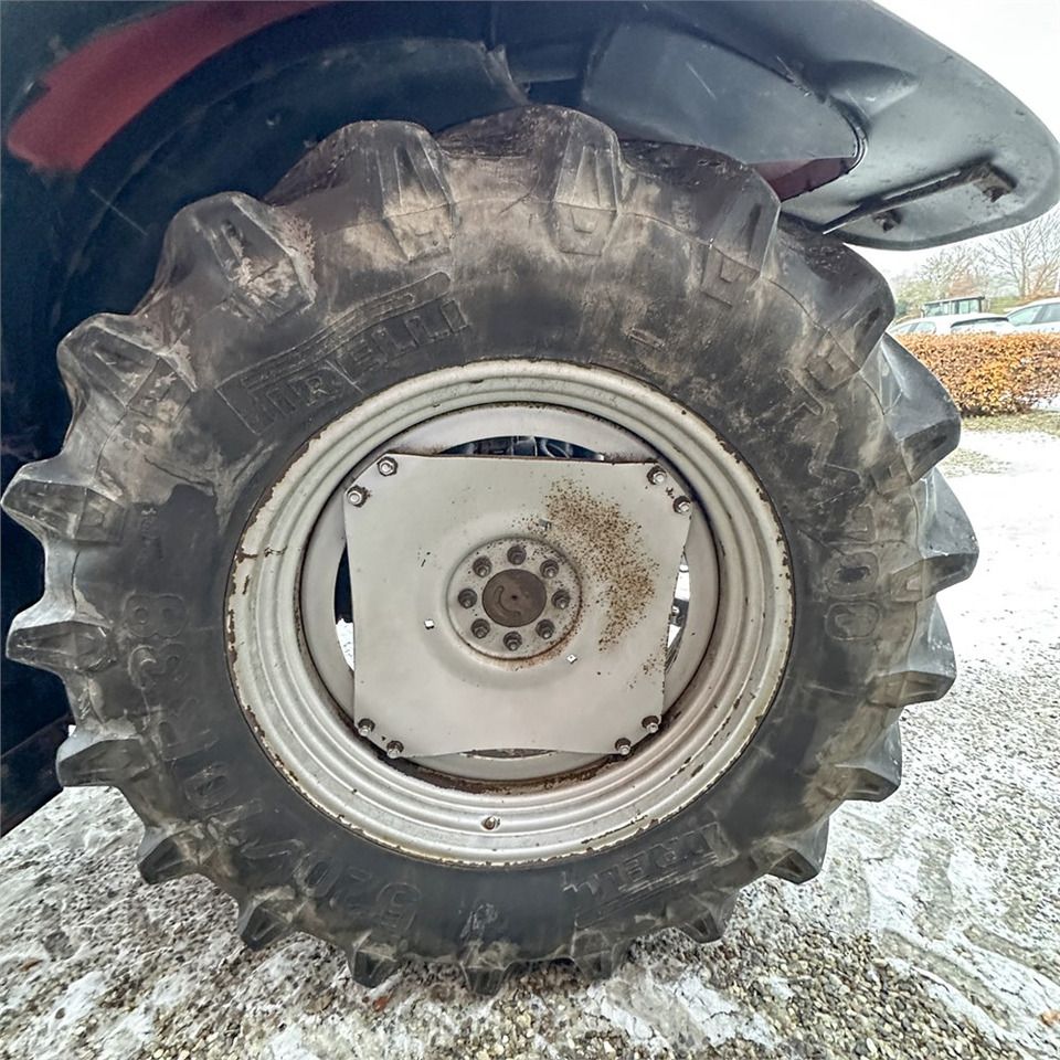 Traktor CASE IH MAXXUM 140 X 4WD SPS: gambar 50 Traktor CASE IH MAXXUM 140 X 4WD SPS: gambar 50