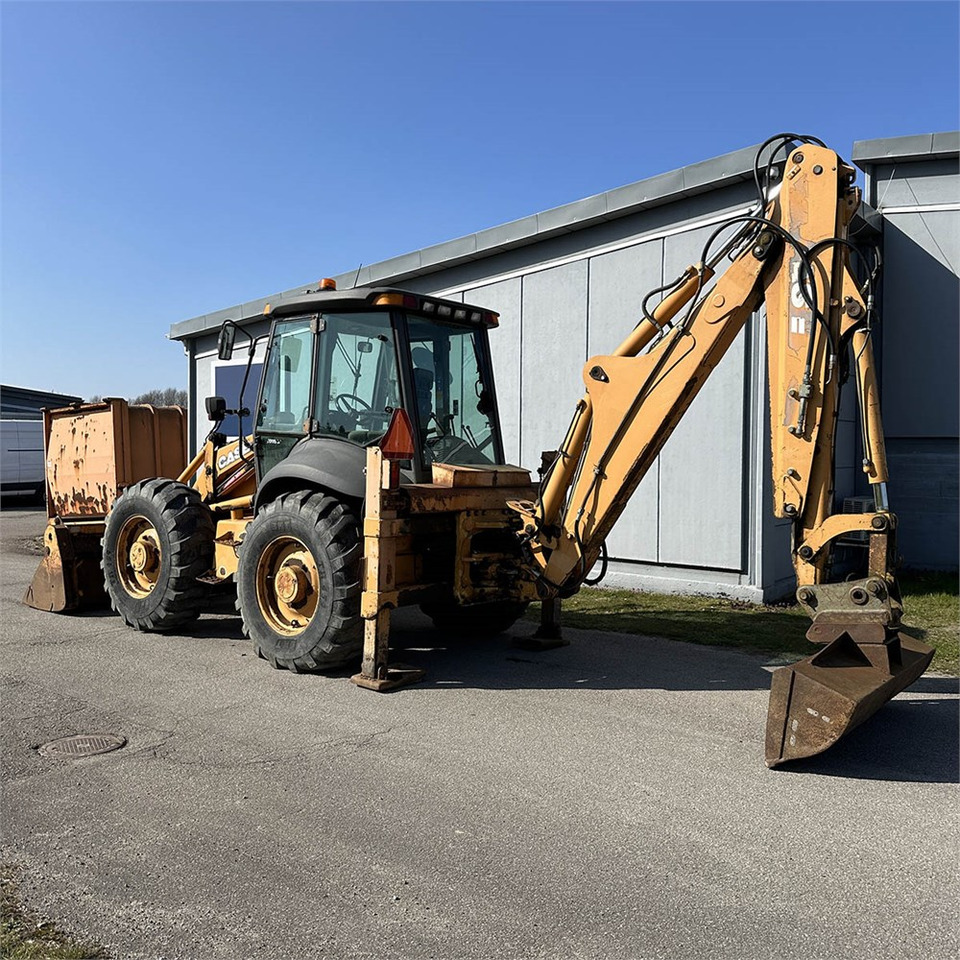 Case 695SM-4PS - Backhoe loader: gambar 5 Case 695SM-4PS - Backhoe loader: gambar 5