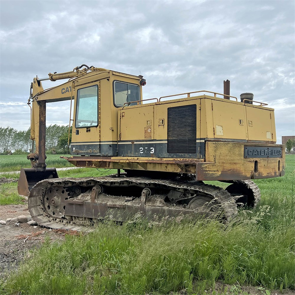 Ekskavator perayap Caterpillar 229: gambar 6