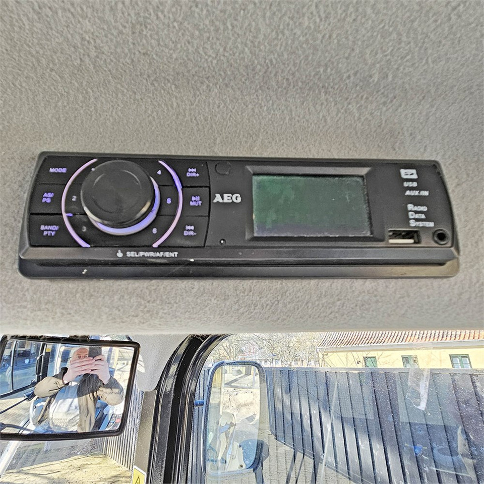 Wheel loader Caterpillar 908 H2: gambar 19 Wheel loader Caterpillar 908 H2: gambar 19