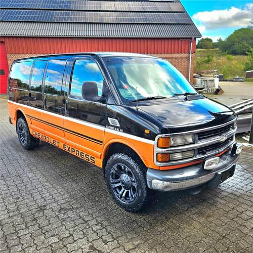 Chevrolet Express Van 2500 - Van penumpang: gambar 1 Chevrolet Express Van 2500 - Van penumpang: gambar 1
