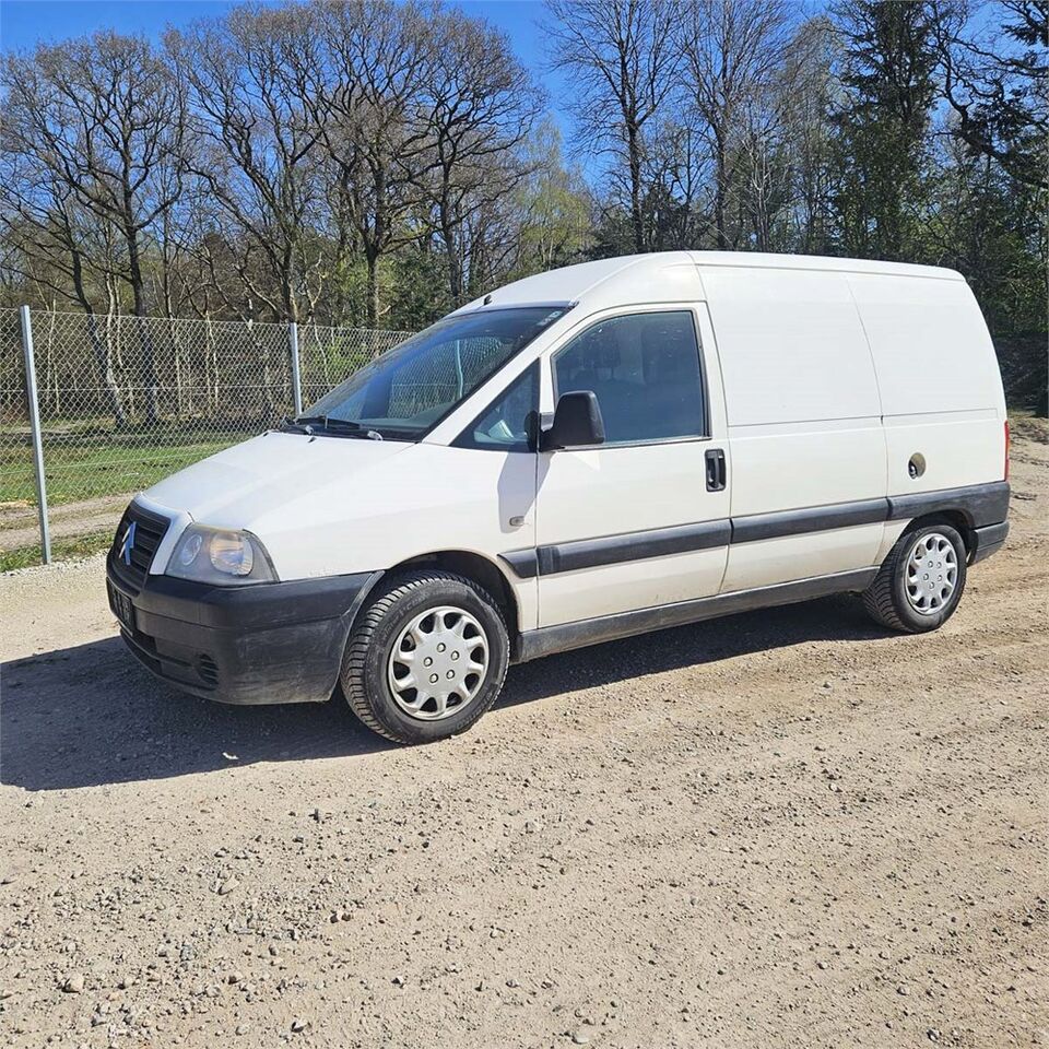 Citroen Jumpy 1,9 D - Van panel: gambar 1 Citroen Jumpy 1,9 D - Van panel: gambar 1