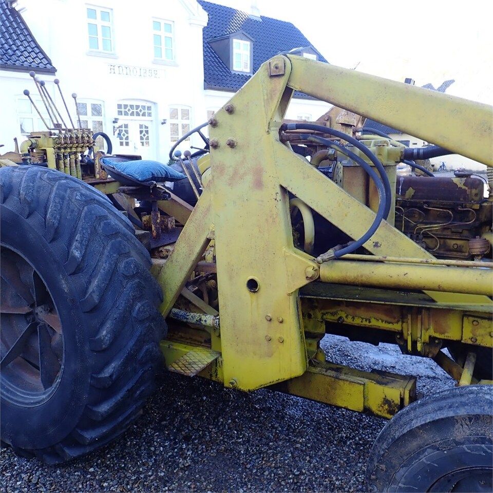 Backhoe loader Dinkum 60: gambar 18 Backhoe loader Dinkum 60: gambar 18