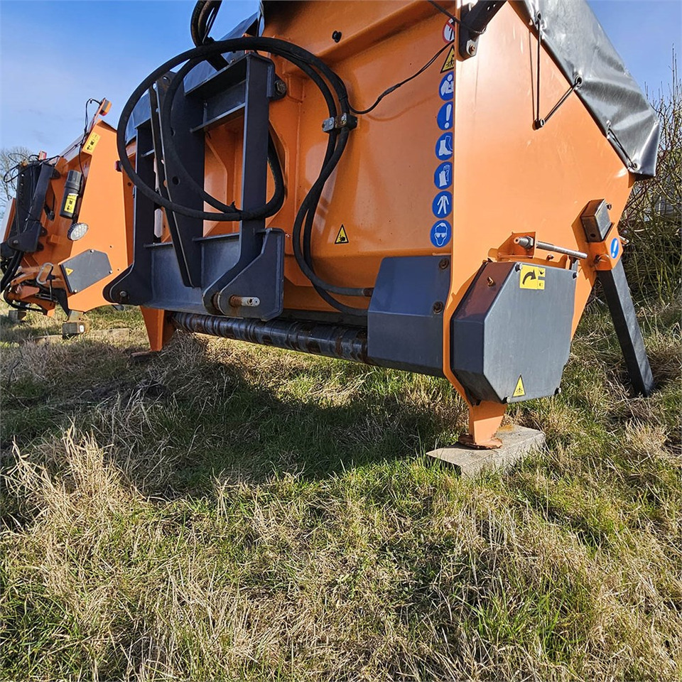 Penyebar pasir/ Garam Epoke SNOWLINE SL 14: gambar 13